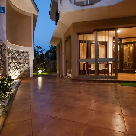 Villa Royale Krk Krk Town Exterior photo